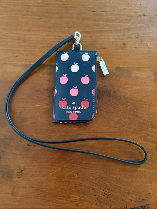 kate spade Handbags - Kate Spade New York Staci Orchard Cardcase Lanyard Featuring Apples Like New